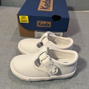 Keds Daphne TStrap Leather Toddler Shoe NWT